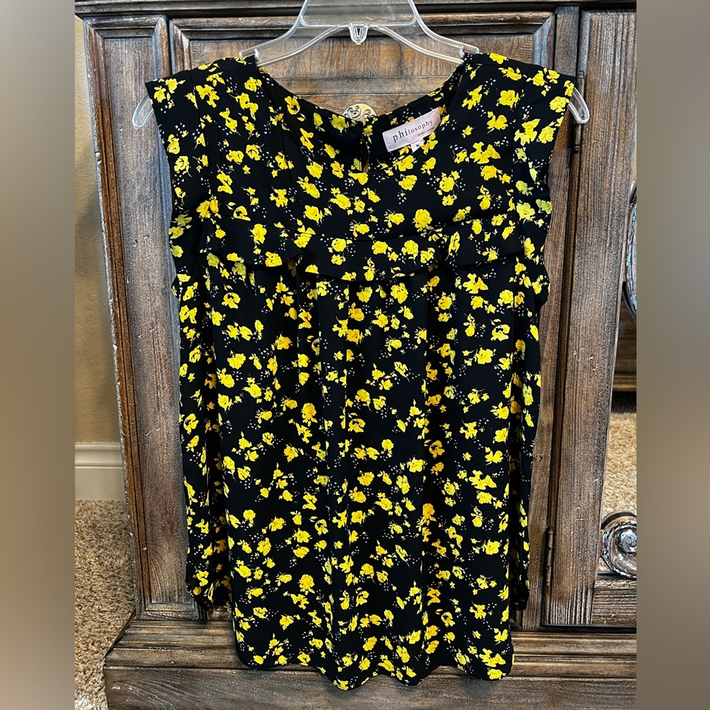 Philosophy NWT Sz M black yellow floral blouse work casual fall summer feminine